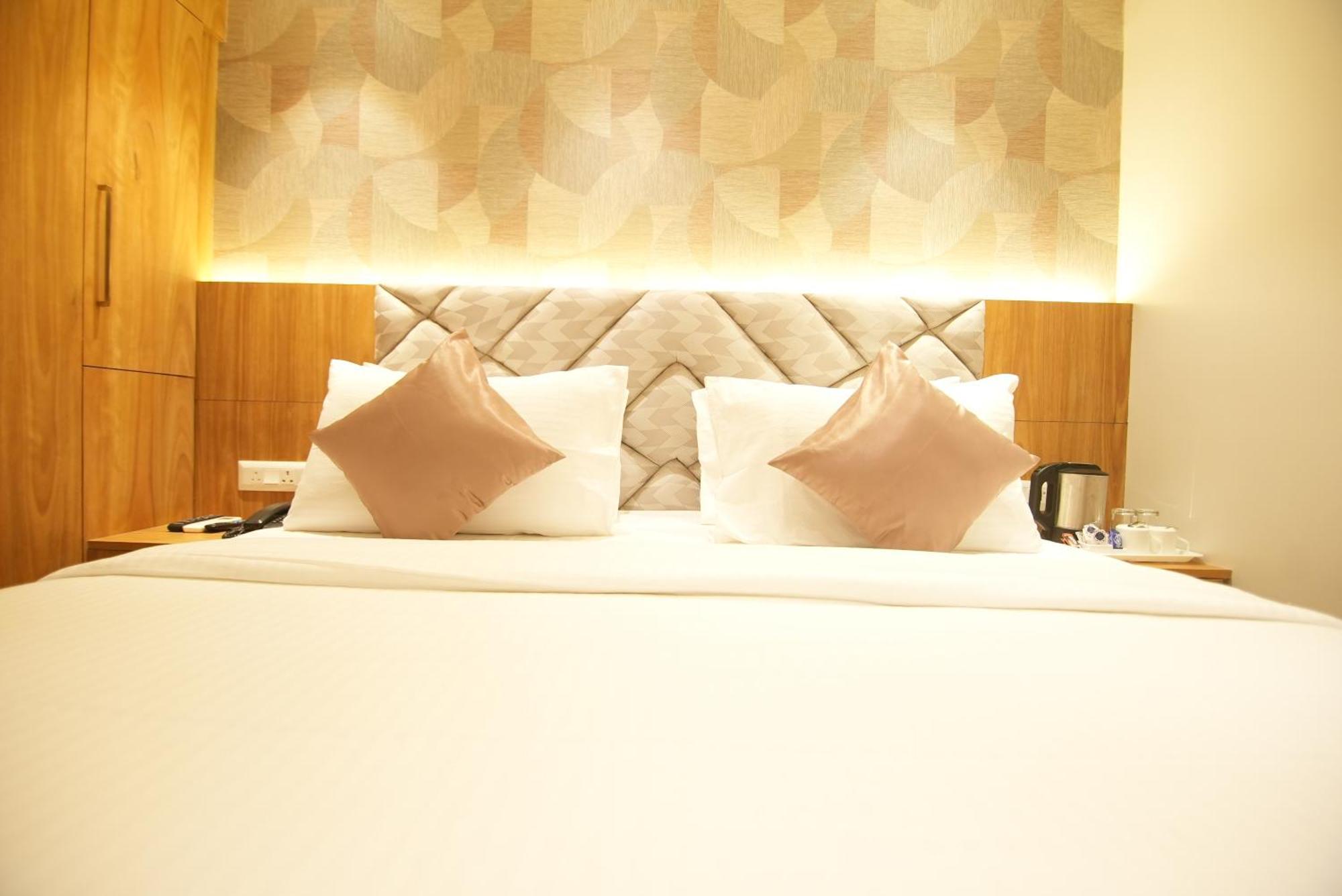 Hotel Dc Star コルカタ エクステリア 写真